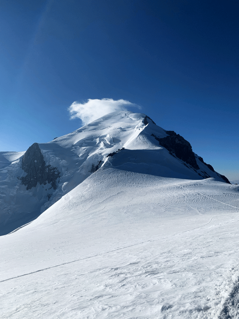 Vue sur le sommet, ascension du Mont-Blanc